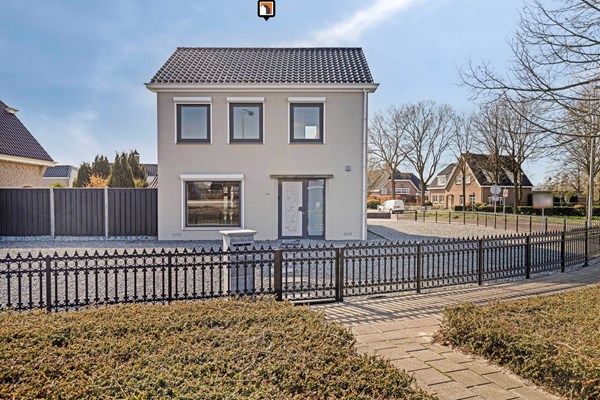 Te koop: Volledig gemoderniseerd, groot perceel en royale garage